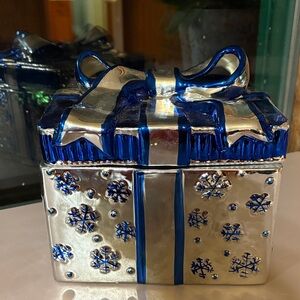 David’s Cookies Shiny Blue and Silver Present Cookie Jar